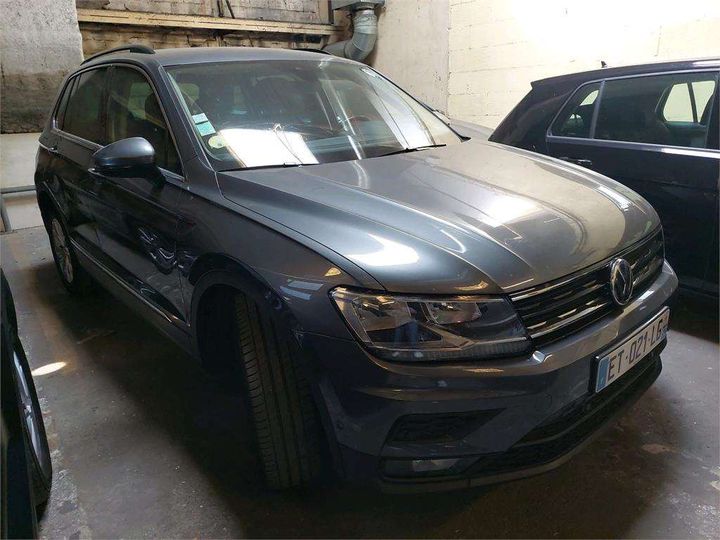 Photo 33 VIN: WVGZZZ5NZJW882768 - VOLKSWAGEN TIGUAN 