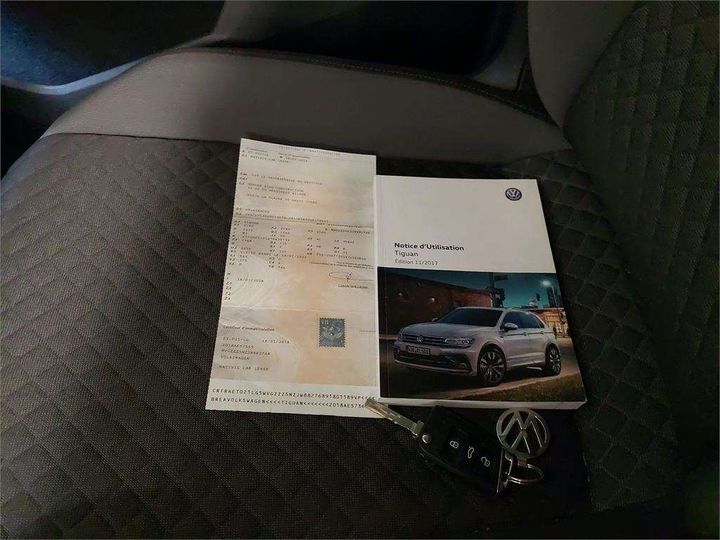 Photo 6 VIN: WVGZZZ5NZJW882768 - VOLKSWAGEN TIGUAN 