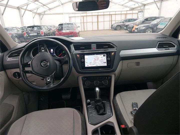 Photo 3 VIN: WVGZZZ5NZJW882778 - VOLKSWAGEN TIGUAN 