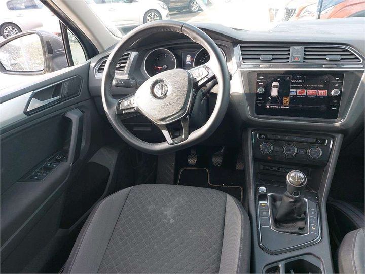 Photo 4 VIN: WVGZZZ5NZJW882891 - VOLKSWAGEN TIGUAN 