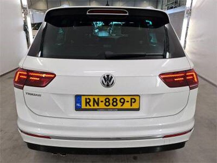 Photo 3 VIN: WVGZZZ5NZJW884566 - VOLKSWAGEN TIGUAN 