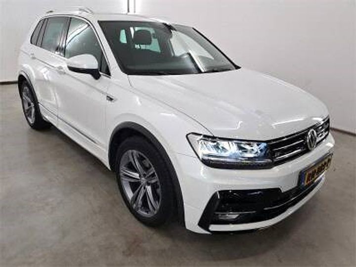 Photo 5 VIN: WVGZZZ5NZJW884566 - VOLKSWAGEN TIGUAN 