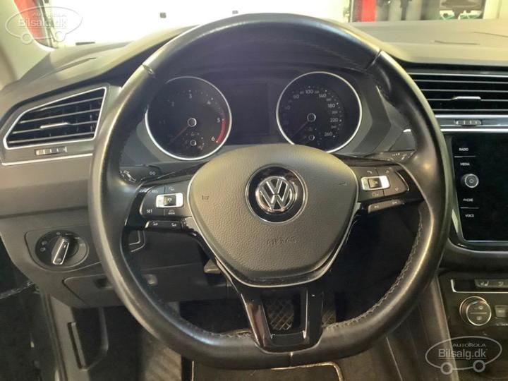 Photo 14 VIN: WVGZZZ5NZJW885139 - VOLKSWAGEN TIGUAN SUV 