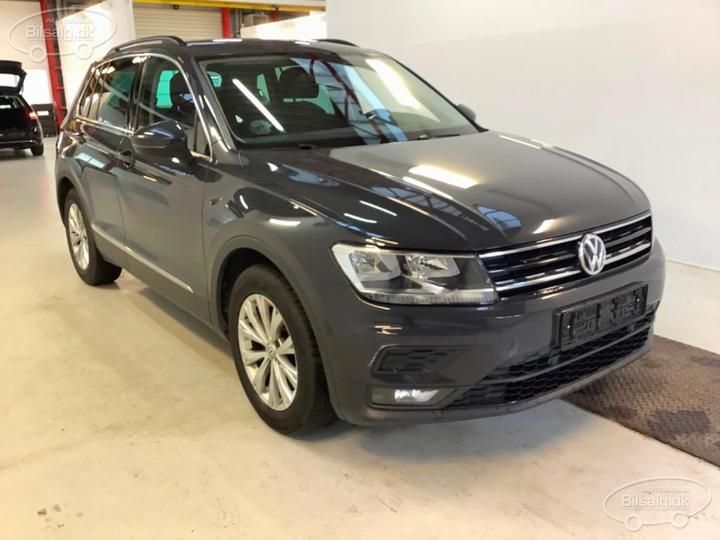 Photo 3 VIN: WVGZZZ5NZJW885139 - VOLKSWAGEN TIGUAN SUV 