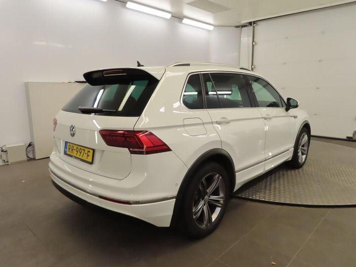 Photo 2 VIN: WVGZZZ5NZJW886310 - VOLKSWAGEN TIGUAN 