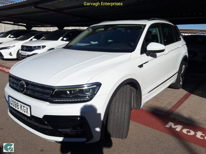 Photo 1 VIN: WVGZZZ5NZJW887695 - VOLKSWAGEN TIGUAN 