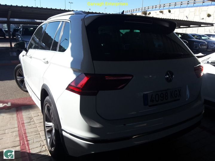 Photo 12 VIN: WVGZZZ5NZJW887695 - VOLKSWAGEN TIGUAN 