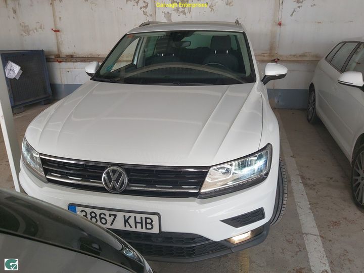 Photo 1 VIN: WVGZZZ5NZJW888272 - VOLKSWAGEN TIGUAN 