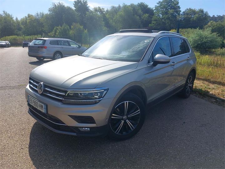 Photo 1 VIN: WVGZZZ5NZJW888813 - VOLKSWAGEN TIGUAN 