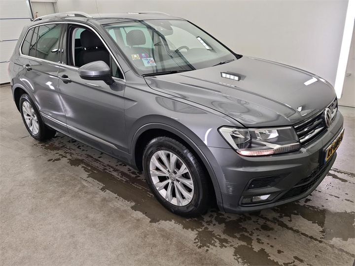 Photo 11 VIN: WVGZZZ5NZJW890046 - VOLKSWAGEN TIGUAN 