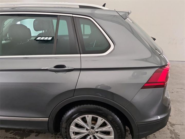 Photo 19 VIN: WVGZZZ5NZJW890046 - VOLKSWAGEN TIGUAN 