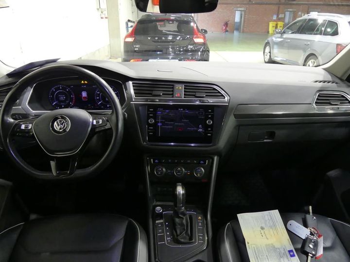 Photo 8 VIN: WVGZZZ5NZJW893747 - VOLKSWAGEN TIGUAN 