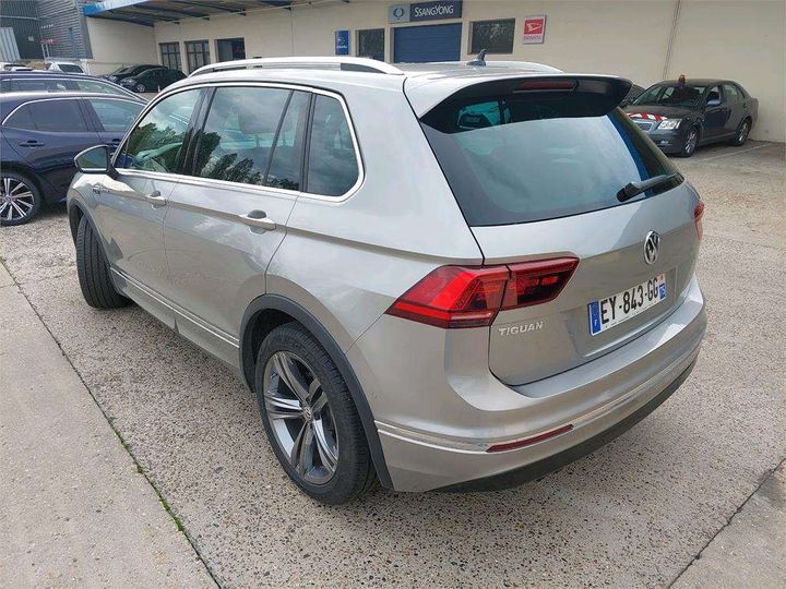 Photo 2 VIN: WVGZZZ5NZJW898798 - VOLKSWAGEN TIGUAN 