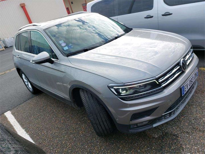 Photo 31 VIN: WVGZZZ5NZJW898954 - VOLKSWAGEN TIGUAN 