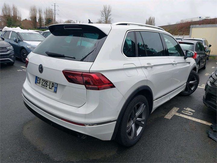 Photo 3 VIN: WVGZZZ5NZJW900435 - VOLKSWAGEN TIGUAN 