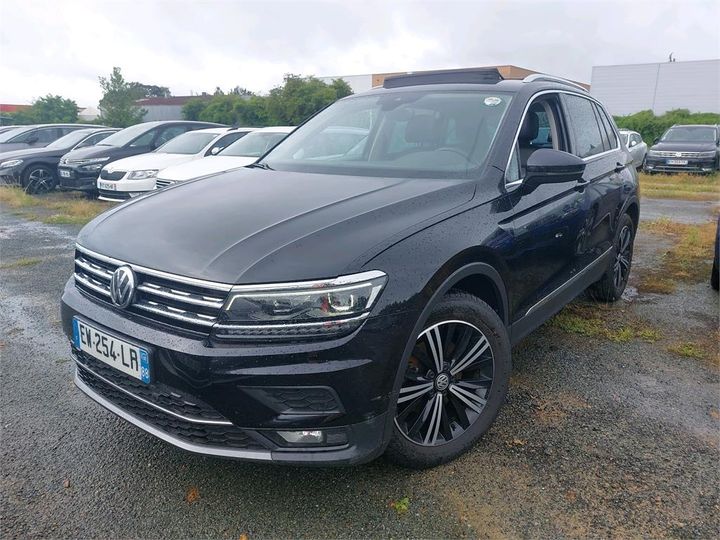 Photo 1 VIN: WVGZZZ5NZJW903809 - VOLKSWAGEN TIGUAN 