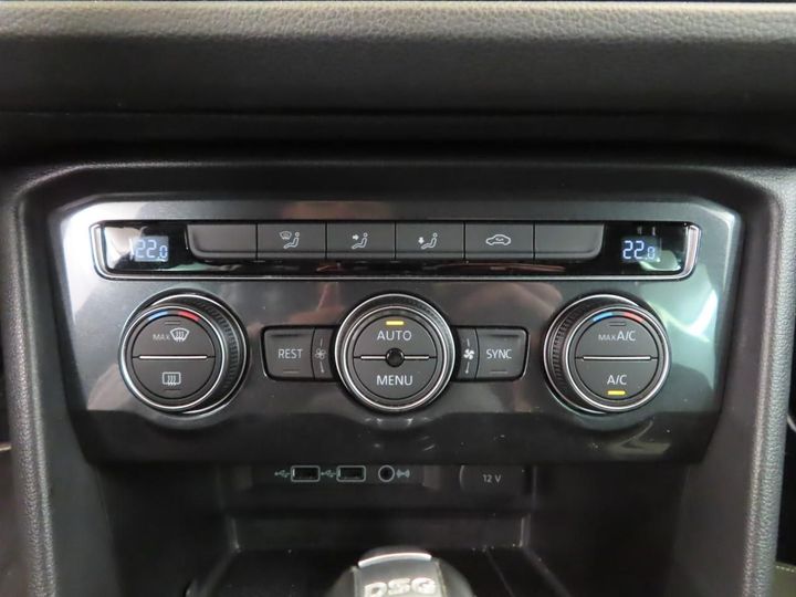 Photo 13 VIN: WVGZZZ5NZJW903826 - VOLKSWAGEN TIGUAN 