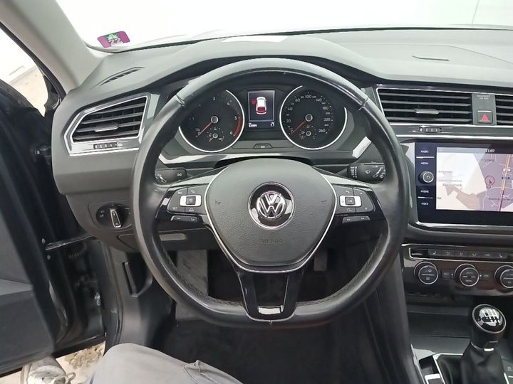 Photo 31 VIN: WVGZZZ5NZJW905781 - VOLKSWAGEN TIGUAN &#3916 