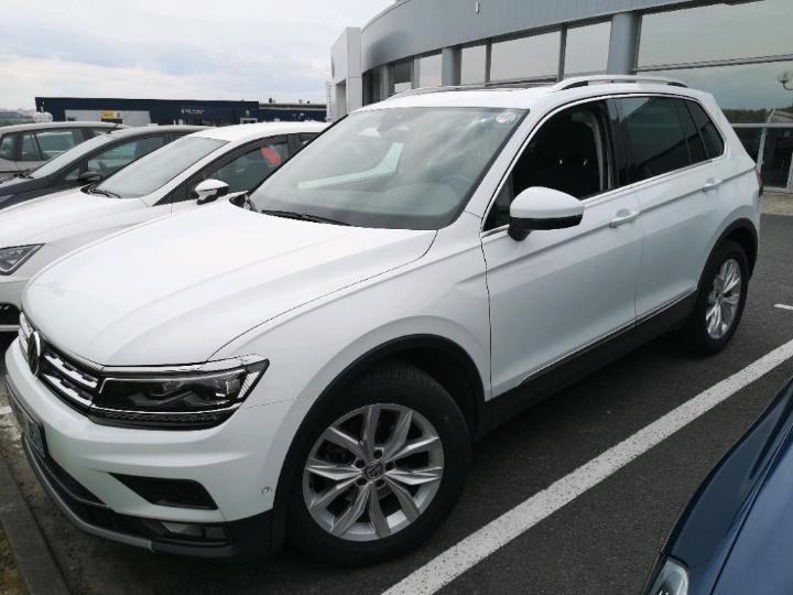 Photo 1 VIN: WVGZZZ5NZJW912353 - VOLKSWAGEN TIGUAN 