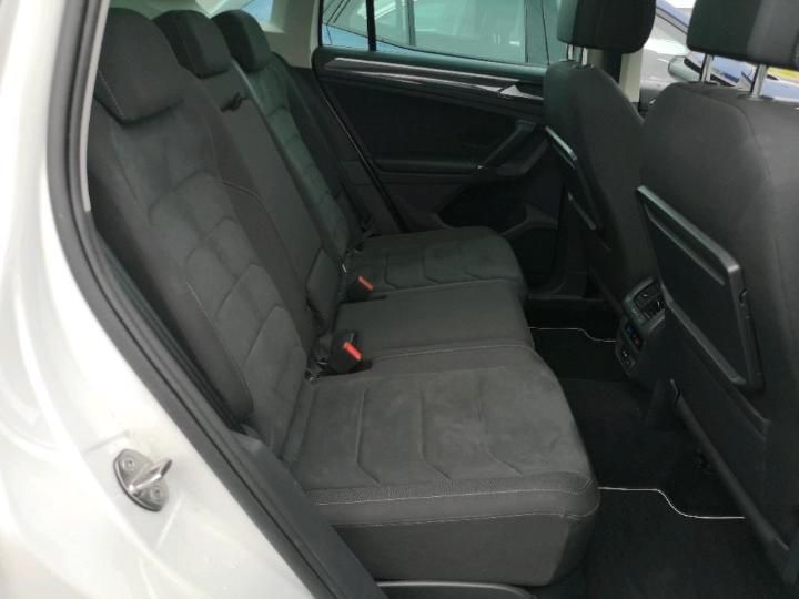 Photo 24 VIN: WVGZZZ5NZJW912353 - VOLKSWAGEN TIGUAN 