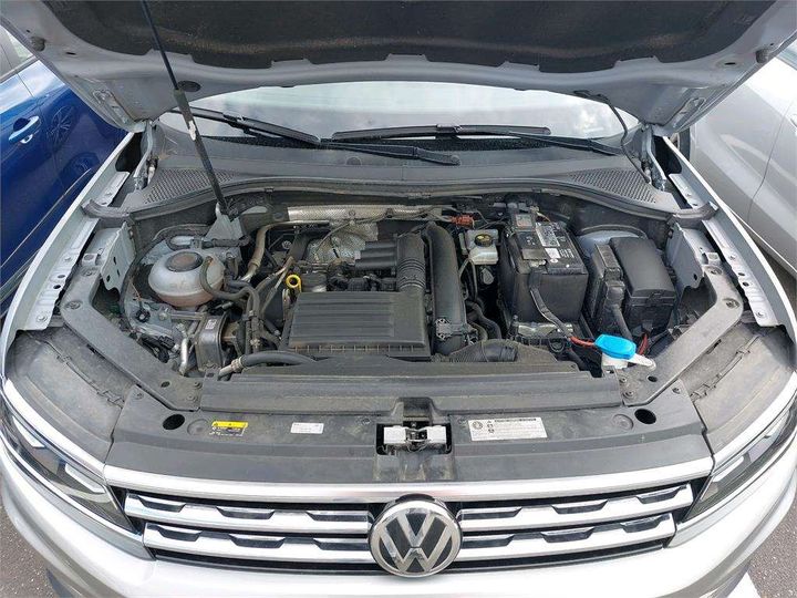 Photo 34 VIN: WVGZZZ5NZJW918280 - VOLKSWAGEN TIGUAN 