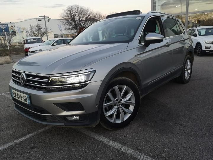 Photo 1 VIN: WVGZZZ5NZJW918899 - VOLKSWAGEN TIGUAN 