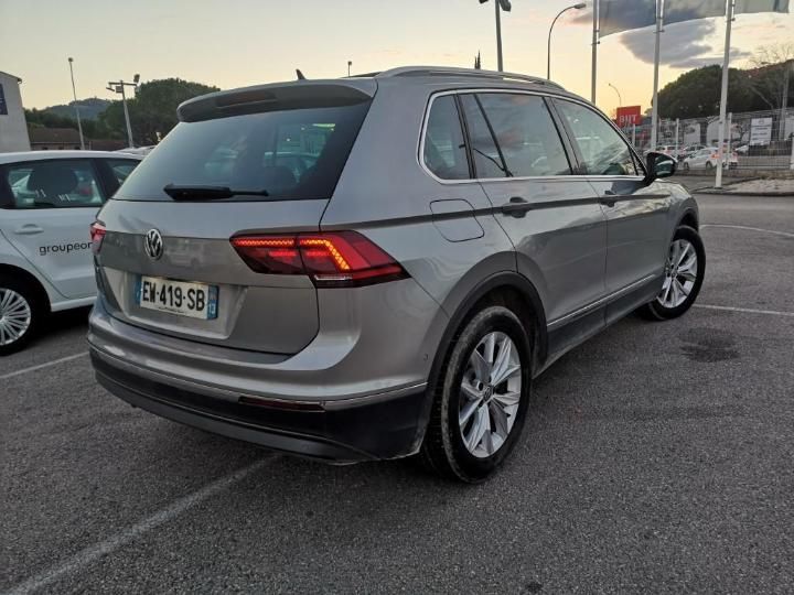 Photo 6 VIN: WVGZZZ5NZJW918899 - VOLKSWAGEN TIGUAN 