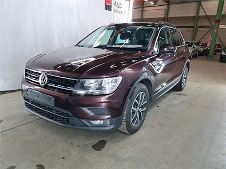 Photo 1 VIN: WVGZZZ5NZJW922725 - VOLKSWAGEN TIGUAN DIESEL - 2016 