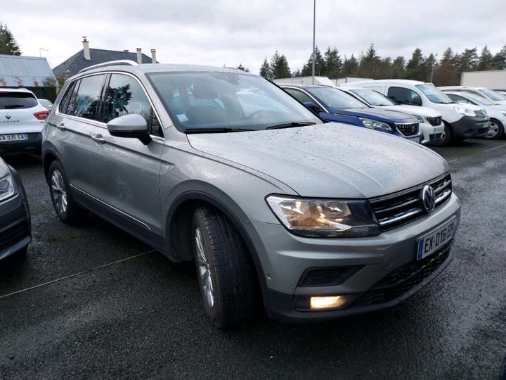 Photo 2 VIN: WVGZZZ5NZJW926635 - VOLKSWAGEN TIGUAN 