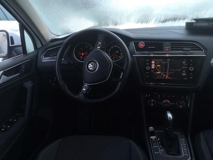 Photo 26 VIN: WVGZZZ5NZJW929959 - VOLKSWAGEN TIGUAN 