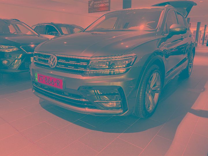 Photo 5 VIN: WVGZZZ5NZJW930273 - VOLKSWAGEN TIGUAN 