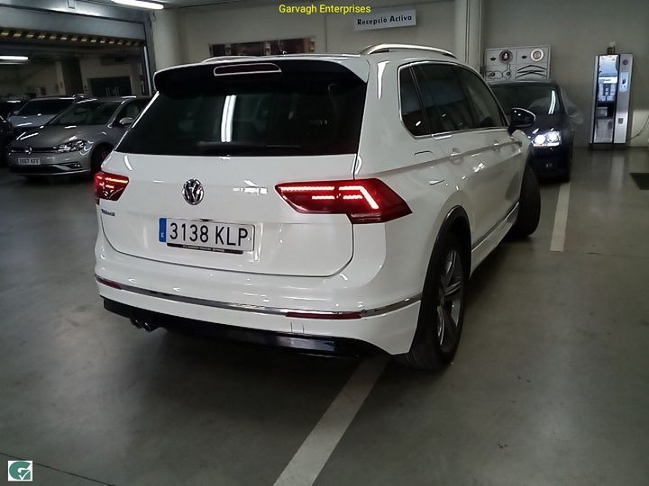 Photo 23 VIN: WVGZZZ5NZJW933477 - VOLKSWAGEN TIGUAN 