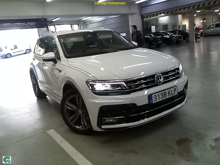 Photo 34 VIN: WVGZZZ5NZJW933477 - VOLKSWAGEN TIGUAN 