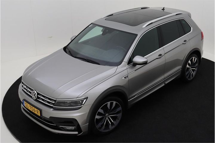 Photo 1 VIN: WVGZZZ5NZJW935759 - VOLKSWAGEN TIGUAN 