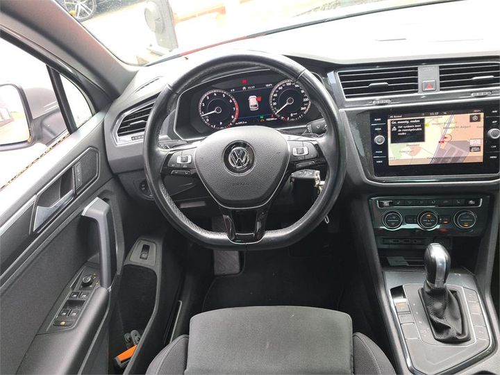 Photo 6 VIN: WVGZZZ5NZJW935759 - VOLKSWAGEN TIGUAN 