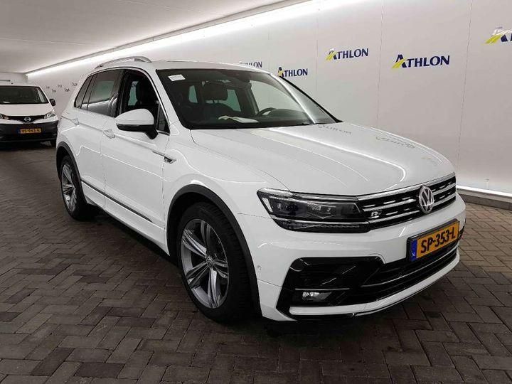 Photo 2 VIN: WVGZZZ5NZJW942917 - VOLKSWAGEN TIGUAN SUV 