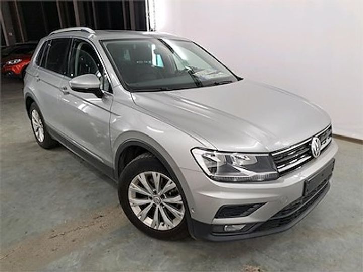 Photo 2 VIN: WVGZZZ5NZJW944760 - VOLKSWAGEN TIGUAN - 2016 