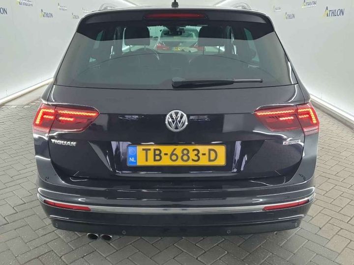 Photo 11 VIN: WVGZZZ5NZJW948188 - VOLKSWAGEN TIGUAN 