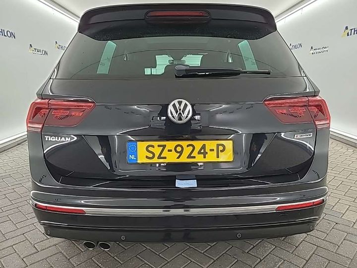 Photo 26 VIN: WVGZZZ5NZJW948208 - VW TIGUAN 