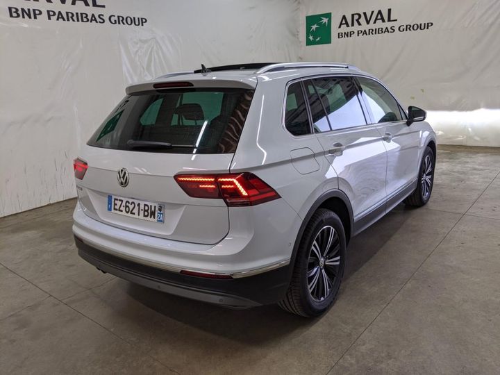 Photo 3 VIN: WVGZZZ5NZJW951119 - VOLKSWAGEN TIGUAN 