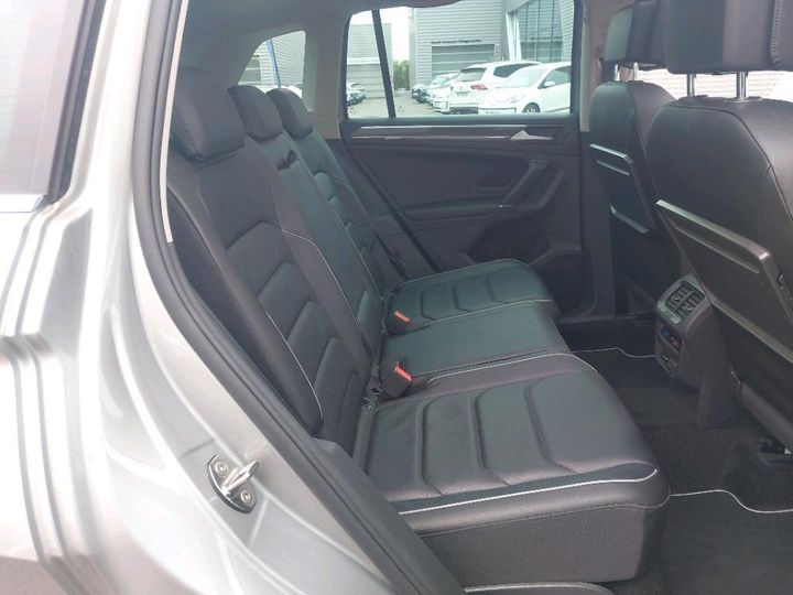 Photo 18 VIN: WVGZZZ5NZJW951573 - VOLKSWAGEN TIGUAN 