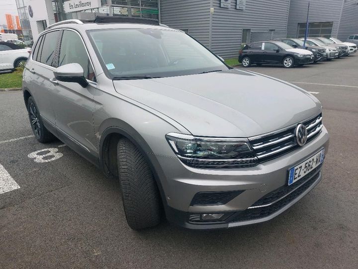 Photo 9 VIN: WVGZZZ5NZJW951573 - VOLKSWAGEN TIGUAN 