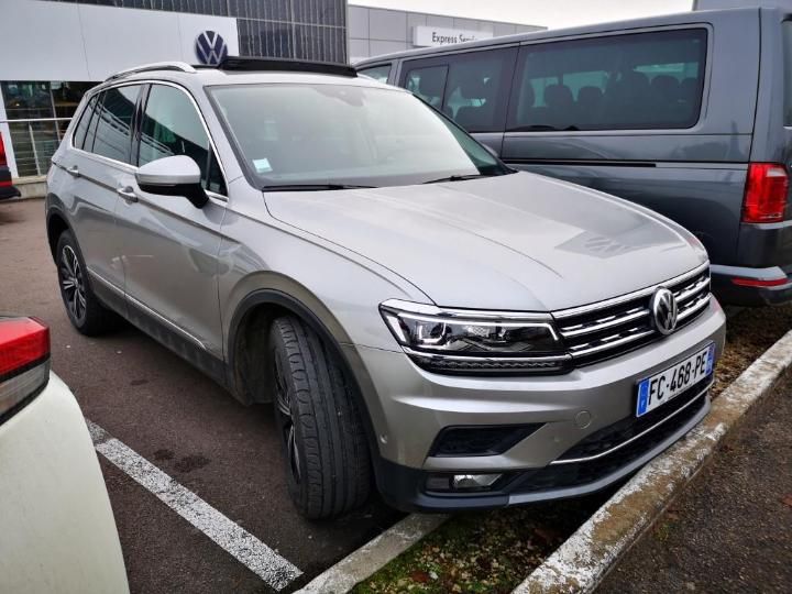 Photo 23 VIN: WVGZZZ5NZJW952947 - VOLKSWAGEN TIGUAN 