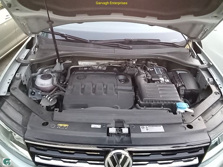 Photo 17 VIN: WVGZZZ5NZJW954607 - VOLKSWAGEN TIGUAN 