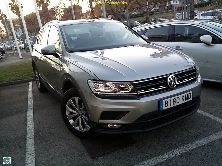 Photo 34 VIN: WVGZZZ5NZJW954607 - VOLKSWAGEN TIGUAN 