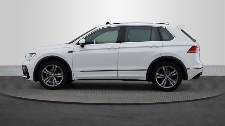 Photo 2 VIN: WVGZZZ5NZJW954609 - VOLKSWAGEN TIGUAN 