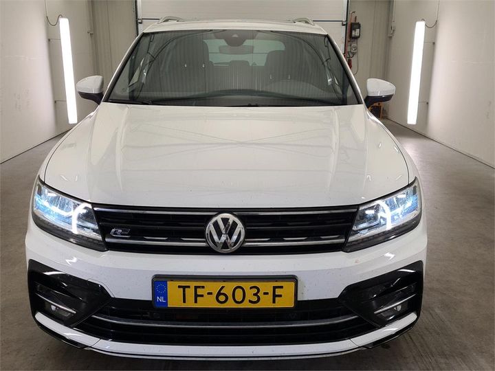 Photo 5 VIN: WVGZZZ5NZJW954973 - VOLKSWAGEN TIGUAN 