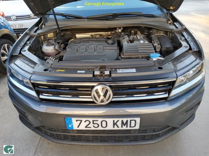 Photo 16 VIN: WVGZZZ5NZJW956213 - VOLKSWAGEN TIGUAN 