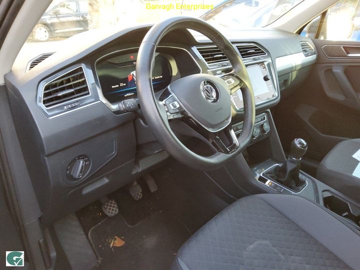 Photo 7 VIN: WVGZZZ5NZJW956213 - VOLKSWAGEN TIGUAN 