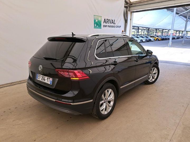 Photo 1 VIN: WVGZZZ5NZJW958759 - VW TIGUAN 